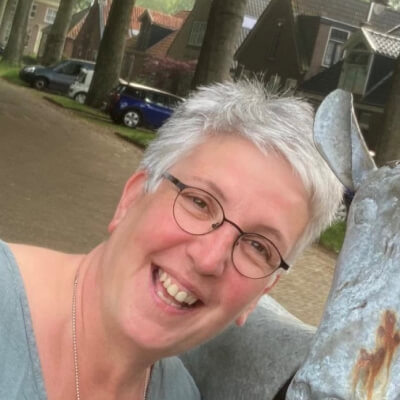 de Haan, Ria Ria de Haan